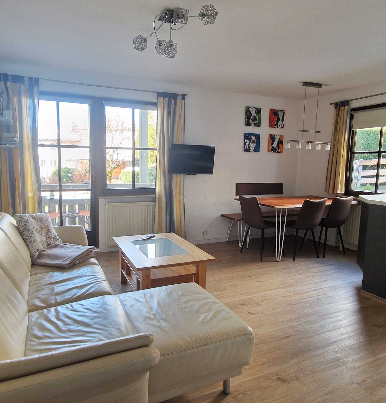 Ferienwohnung Edelalpe Hindelang Wohnraum Küche